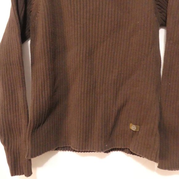 URBAN BEHAVIOR | medium | Classic Dark Brown Ribbed Sweater | Zip Mock Neck - Picture 8 of 16